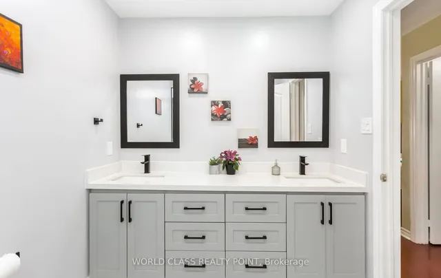 Additional image 25 of 17 Manett Cres