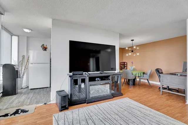 Additional image 7 of 3077 Weston Rd Unit 607