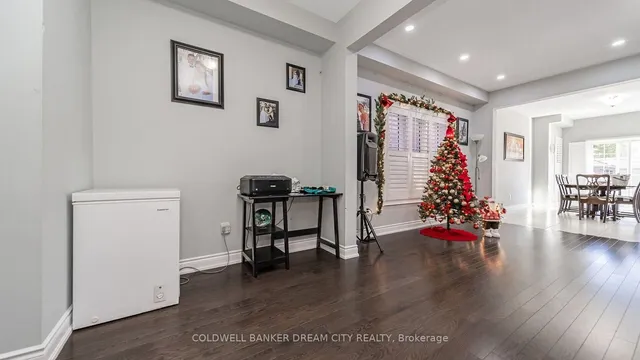 Additional image 18 of 88 Hollowgrove Blvd