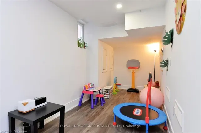 Additional image 32 of 12 El Camino Way