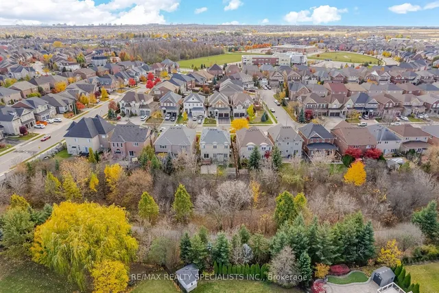 Additional image 26 of 7 Sorbonne Dr