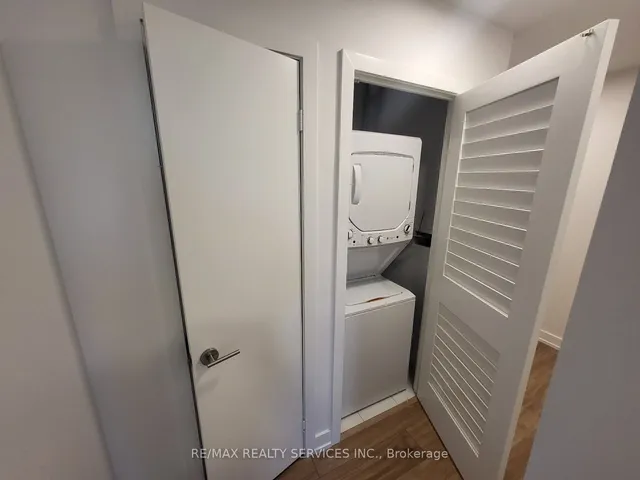 Additional image 9 of 225 veterans Dr Unit 302