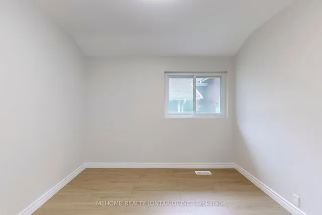 Additional image 23 of 38 Cartier Cres