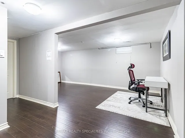 Additional image 36 of 399 Vodden St Unit 70