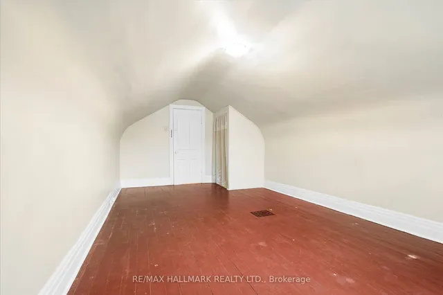 Additional image 24 of 393 Ossington Ave