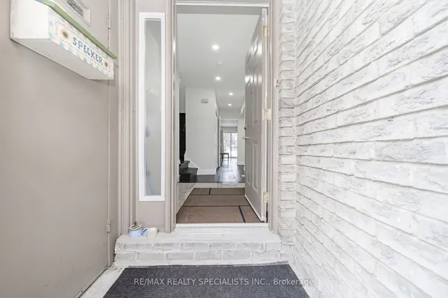 Additional image 3 of 3 Greenwich Circ