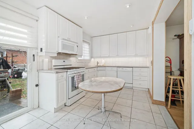 Additional image 7 of 21 Wright St