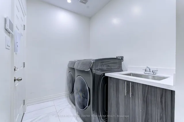 Additional image 35 of 47 Dunley Cres