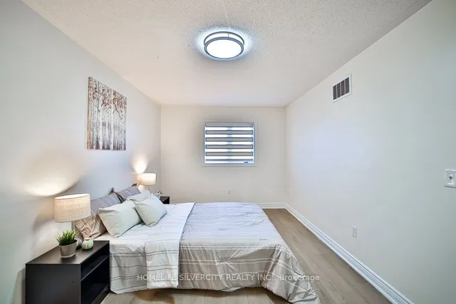 Additional image 28 of 55 Samantha Cres