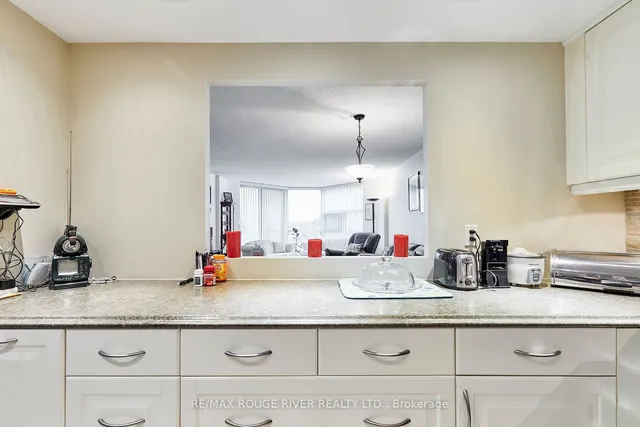 Additional image 13 of 20 Dean Park Rd Unit 716