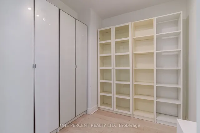 Additional image 18 of 21 Hillcrest Ave Unit 1105