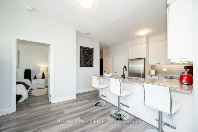 Additional image 31 of 35 Fontenay Crt Unit 902