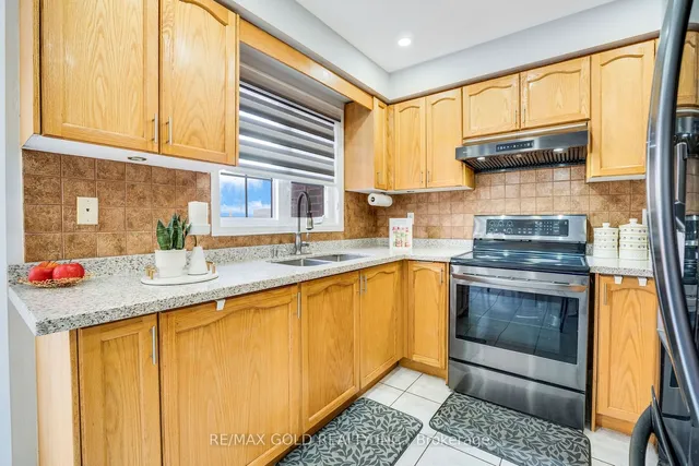 Additional image 18 of 3 Hot Spring Rd