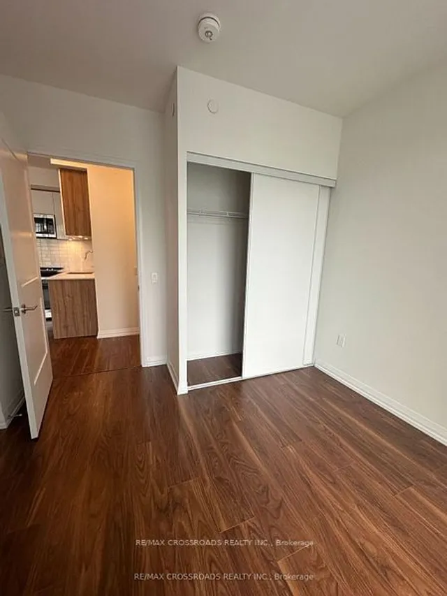 Additional image 8 of 50 Dunfield Ave Unit 2620
