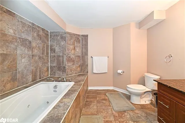 Additional image 35 of 17 Via Romano Way