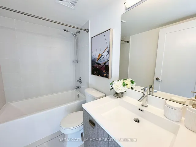 Additional image 16 of 255 Village Green Sq Unit 902