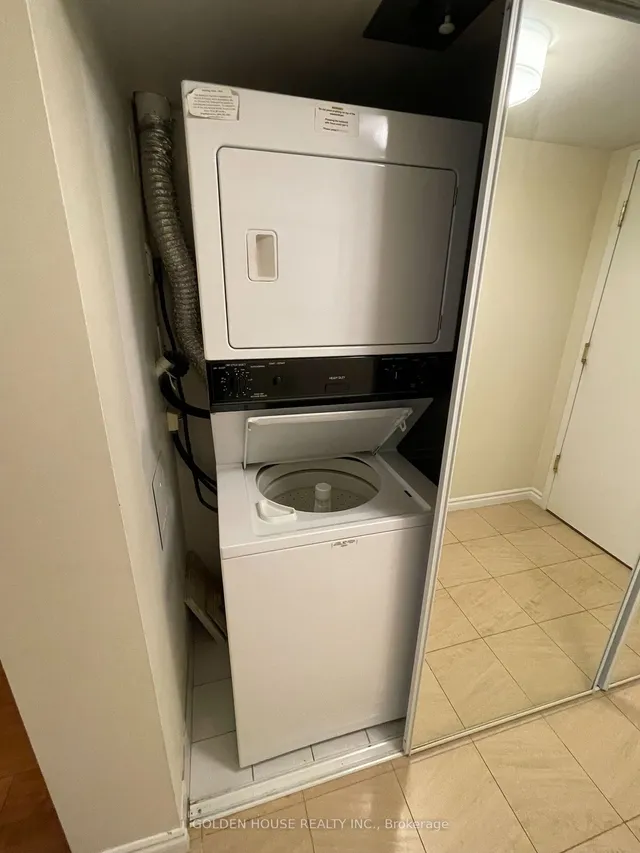 Additional image 6 of 168 Simcoe St Unit 510