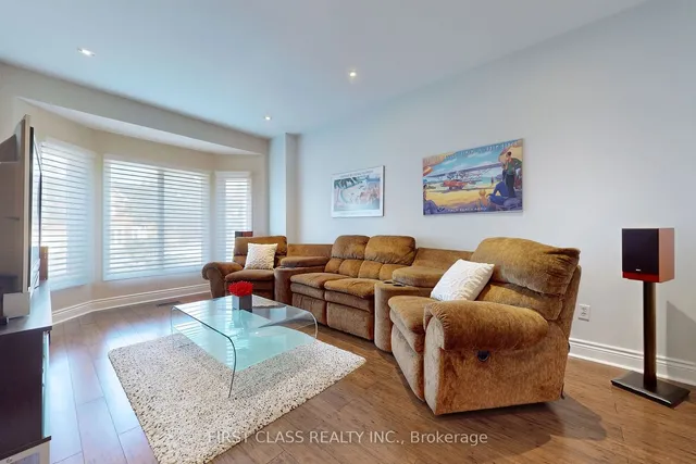 Additional image 3 of 7 Kenpark Ave