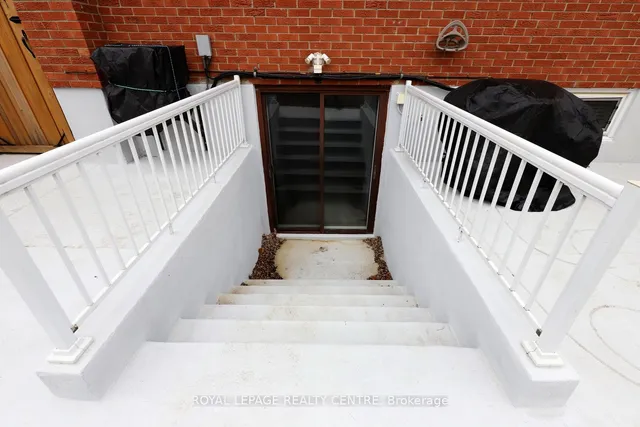 Additional image 33 of 18 Wright St