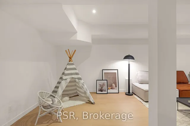 Additional image 27 of 52 Alberta Ave