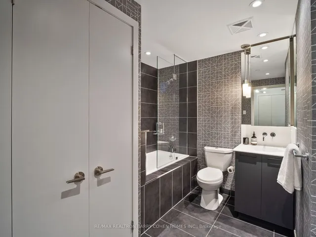 Additional image 23 of 650 King St Unit 810