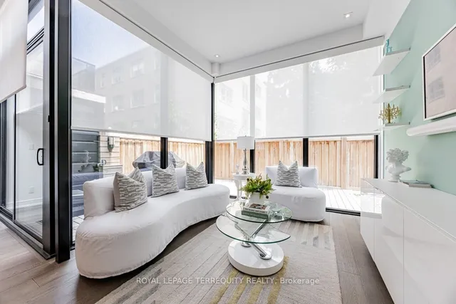 Additional image 11 of 123 Roselawn Ave Unit C