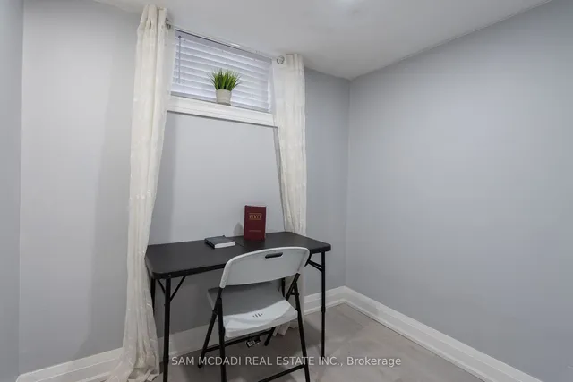 Additional image 30 of 90A Bicknell Ave