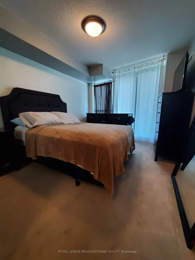 Additional image 25 of 33 Bay St Unit 1203