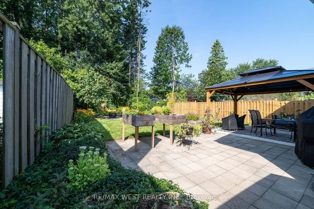 Additional image 22 of 10 Rowallan Dr