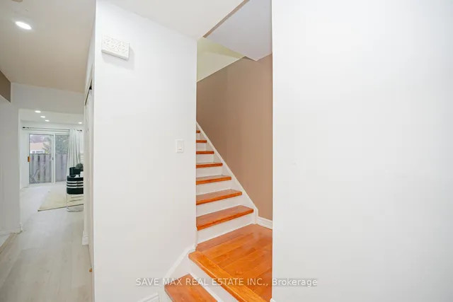 Additional image 24 of 45 Greenwich Circ