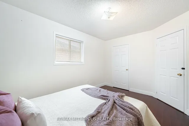 Additional image 23 of 27 Prince Cres