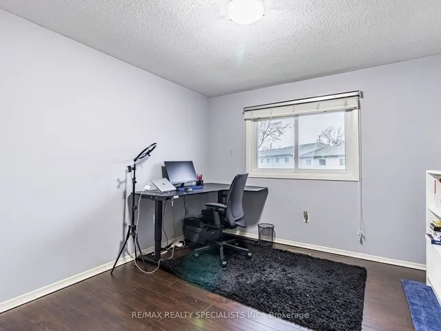 Additional image 29 of 399 Vodden St Unit 70