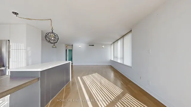 Additional image 14 of 40 Richview Rd Unit 1607