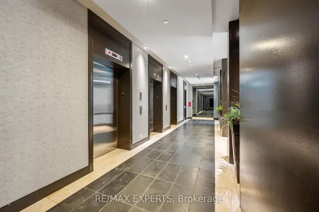 Additional image 6 of 18 Yorkville Ave Unit 1104