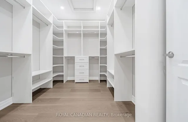 Additional image 23 of 20 Falkland Rd