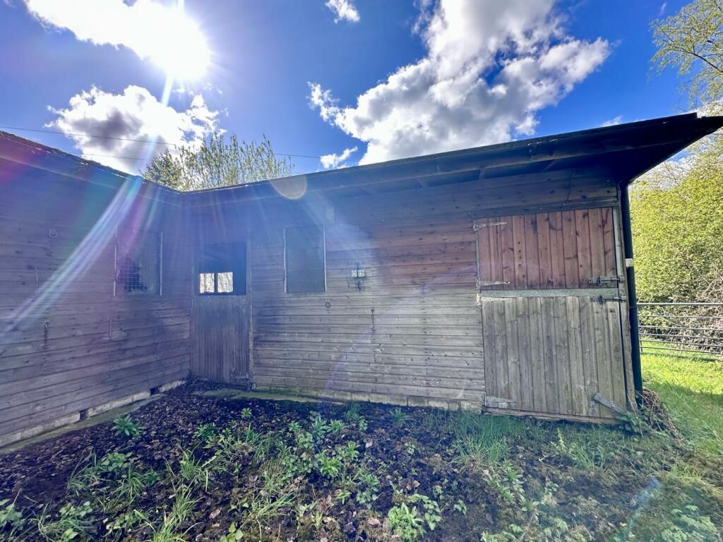 Additional image 31 of Walverden Road, Briercliffe, Burnley