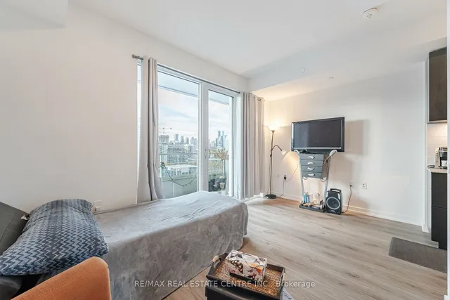 Additional image 12 of 20 Tubman Ave Unit 911