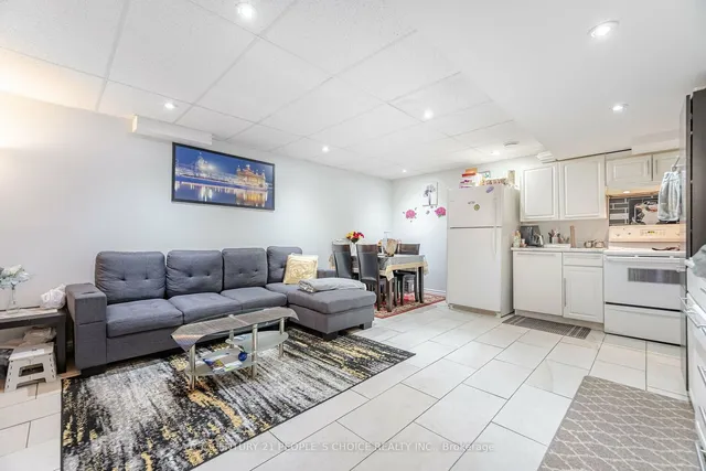 Additional image 33 of 9717 Creditview Rd