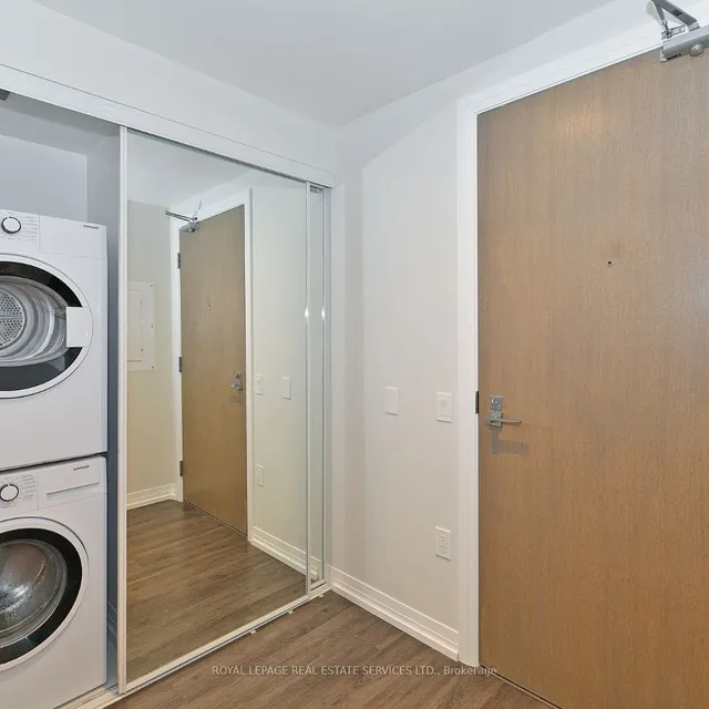 Additional image 3 of 251 Jarvis St Unit 1915