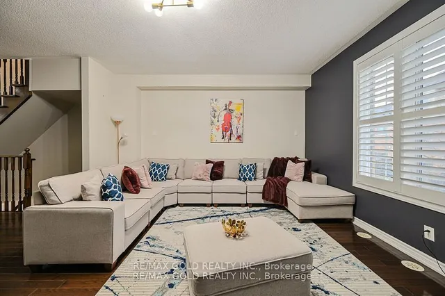 Additional image 11 of 31 Bergamont Rd