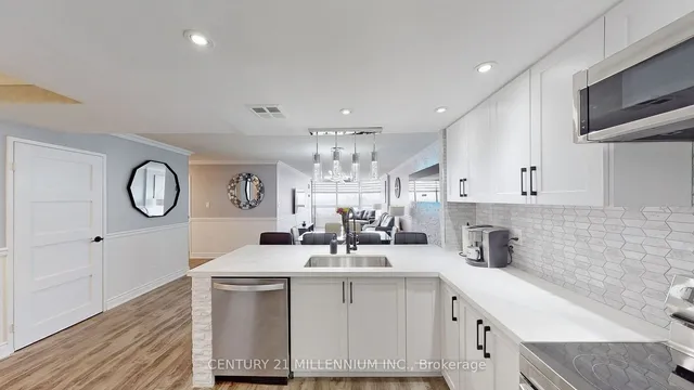 Additional image 6 of 8 Lisa St Unit 1903