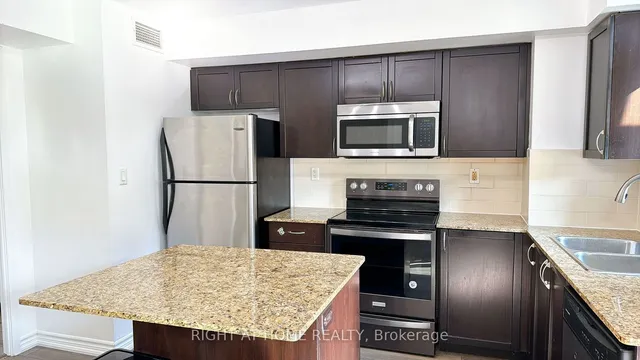 Additional image 17 of 816 Lansdowne Ave Unit 106