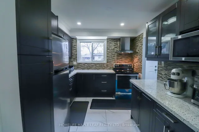 Additional image 6 of 59 Lexington Ave Unit 18