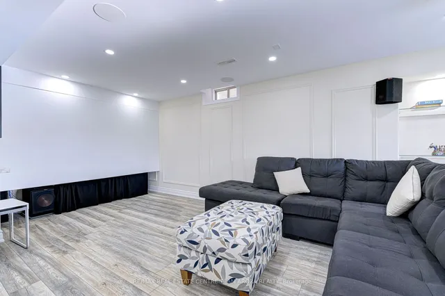 Additional image 36 of 46 Angelgate Rd