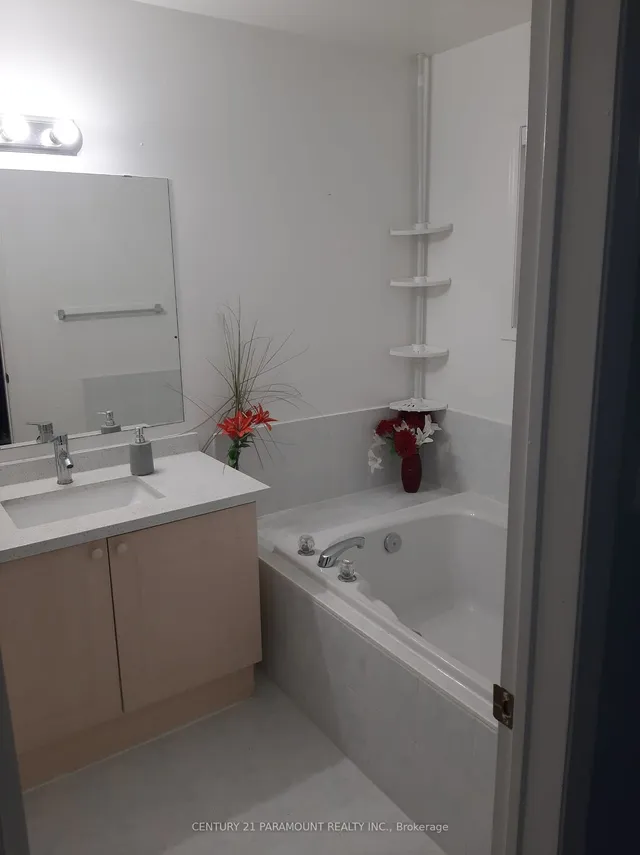 Additional image 11 of 42 Four Seasons Circ