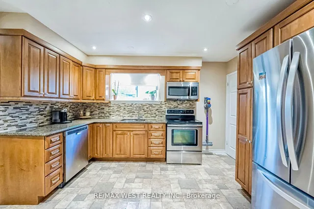 Additional image 12 of 33 Herkley Dr