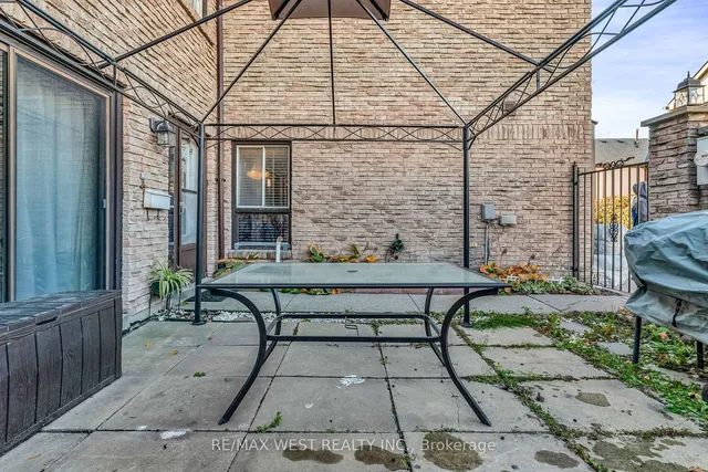 Additional image 9 of 2 Dailing Gate Unit 19