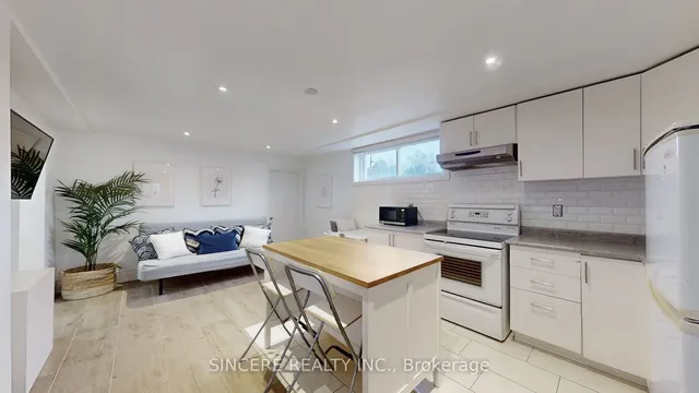 Additional image 24 of 39 Greengrove Cres