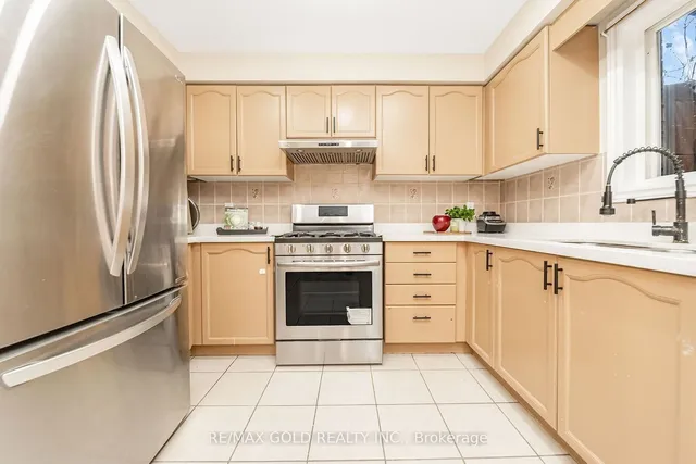 Additional image 15 of 27 Ridgemore Cres
