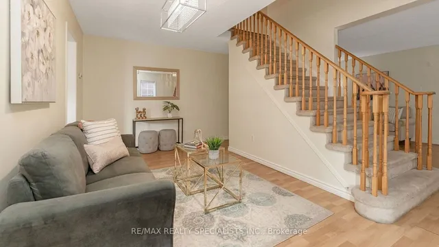 Additional image 8 of 42 Caruso Dr